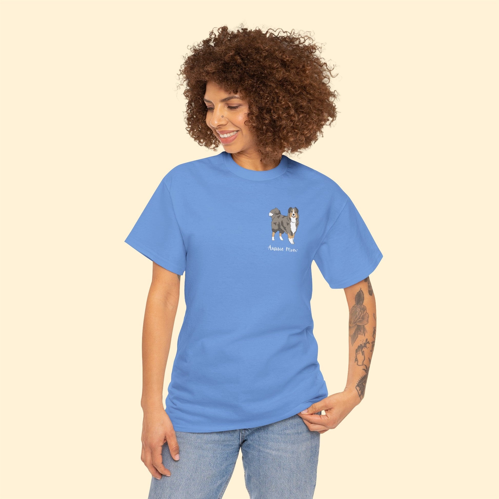 Aussie Mom | Pocket Print | Unisex T-shirt - Detezi Designs-19502863543573846370