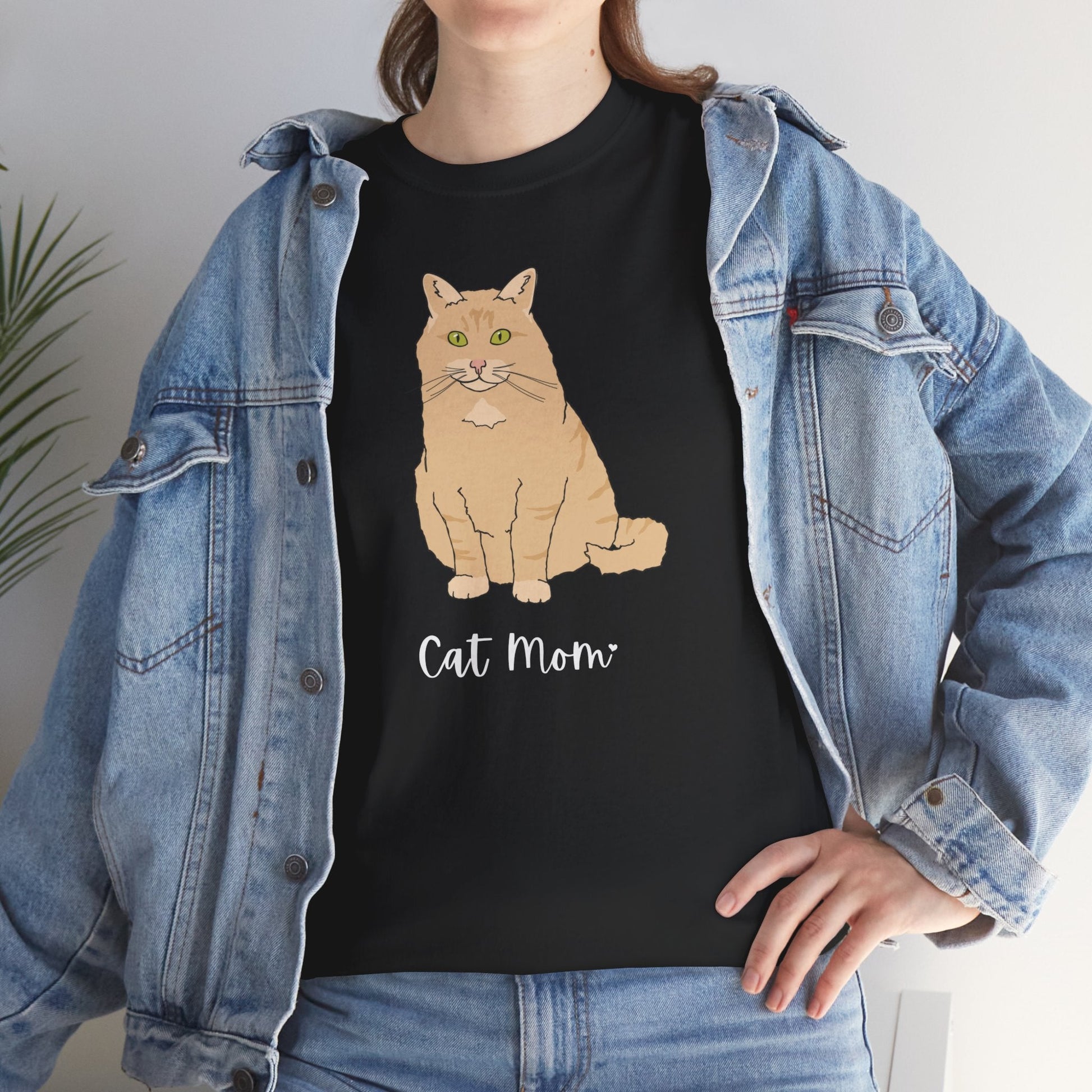 Cat Mom | Fluffy Orange Cat | Unisex T-shirt - Detezi Designs-42044732474036012014