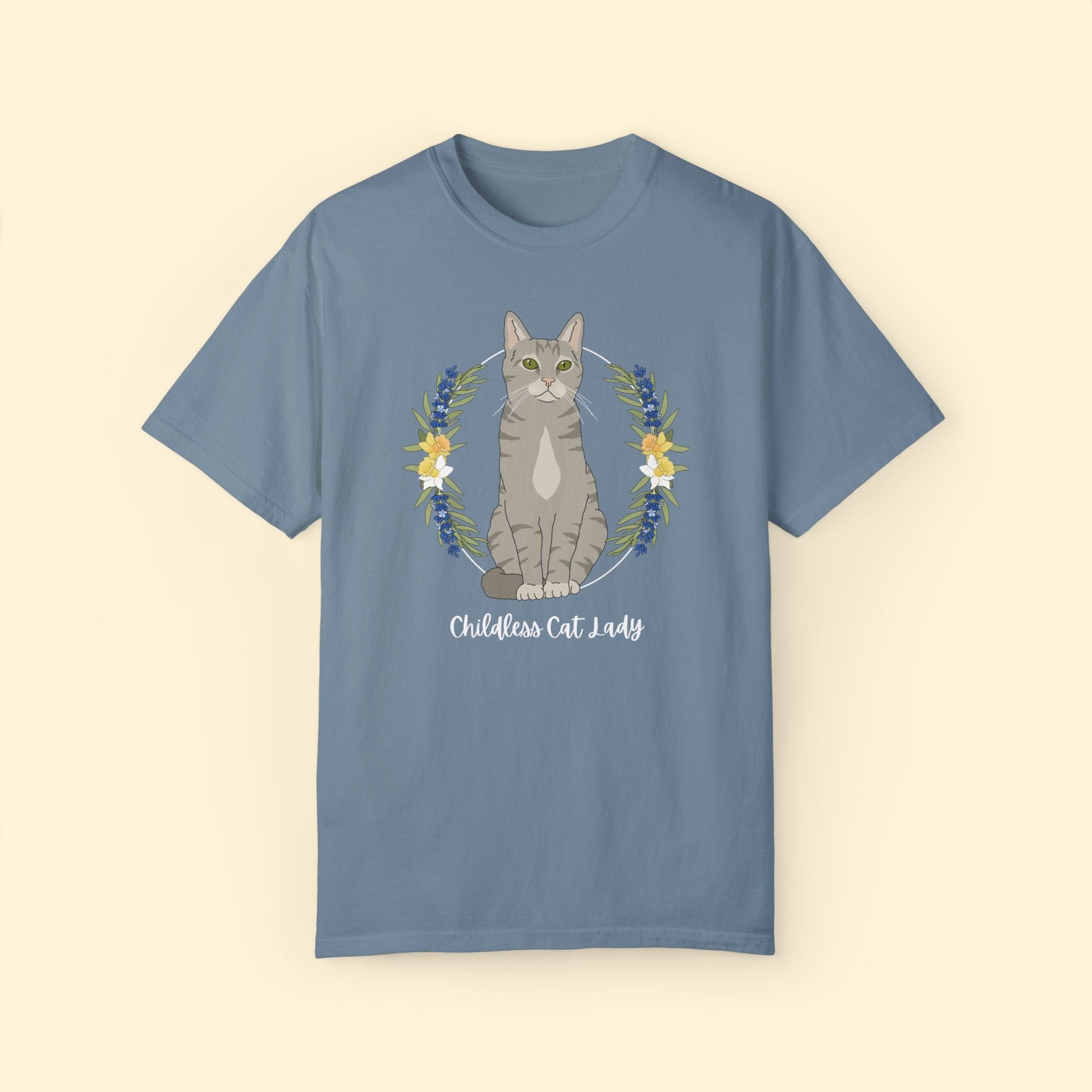 Childless Cat Lady | Pocket Print | Comfort Colors Unisex T - shirt - Detezi Designs - 22613744195636327204