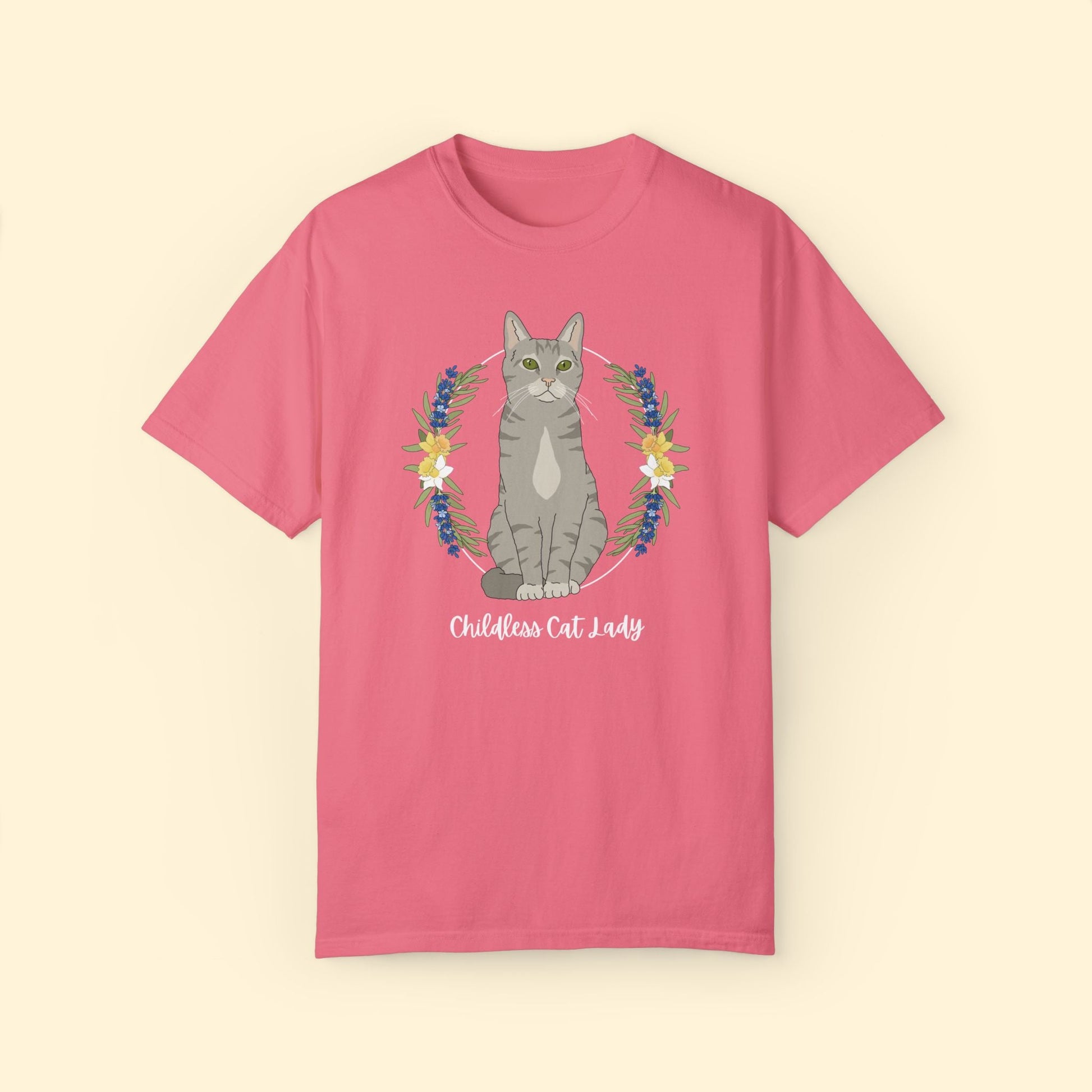 Childless Cat Lady | Pocket Print | Comfort Colors Unisex T - shirt - Detezi Designs - 25038403024085380975