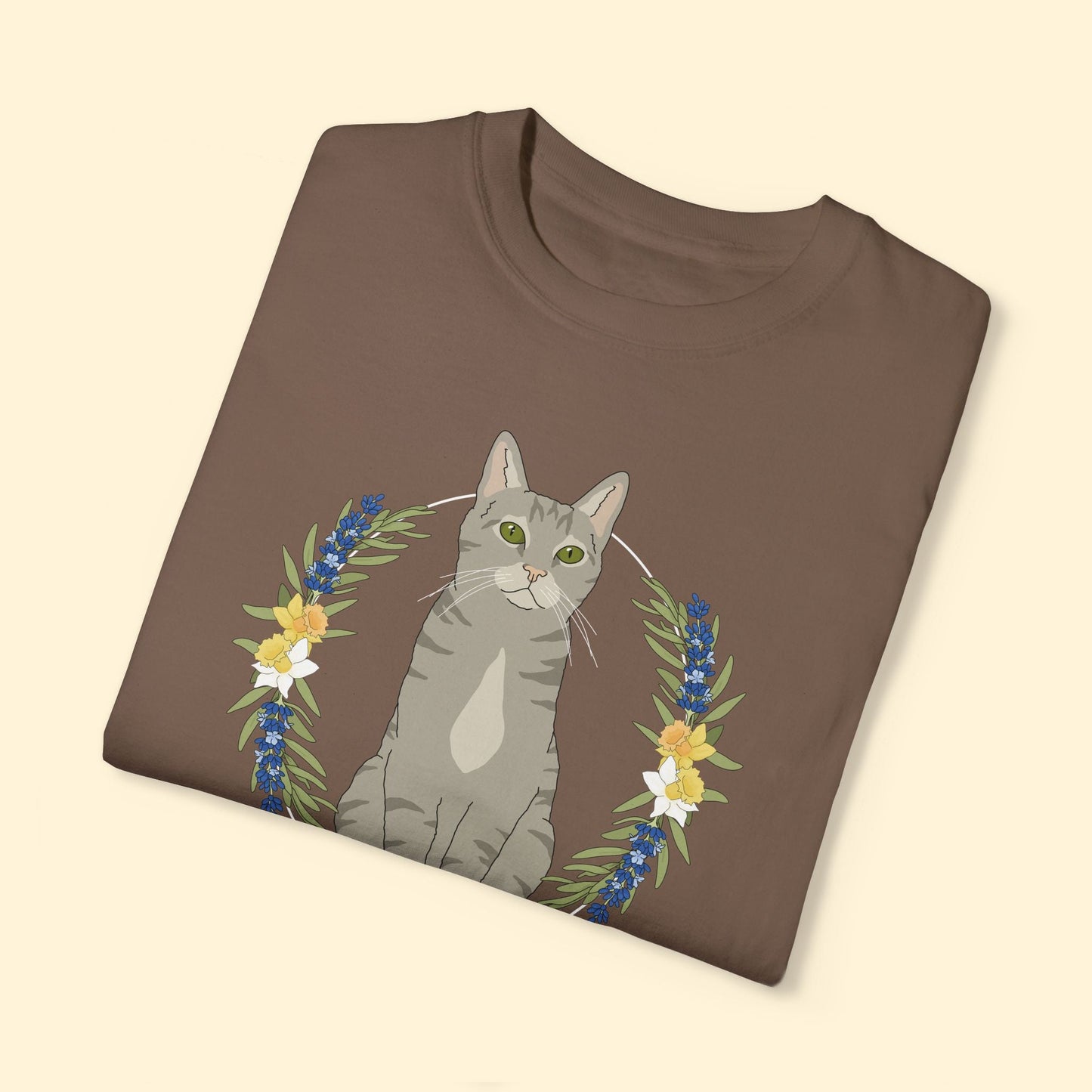 Childless Cat Lady | Pocket Print | Comfort Colors Unisex T - shirt - Detezi Designs - 65900902364907279053