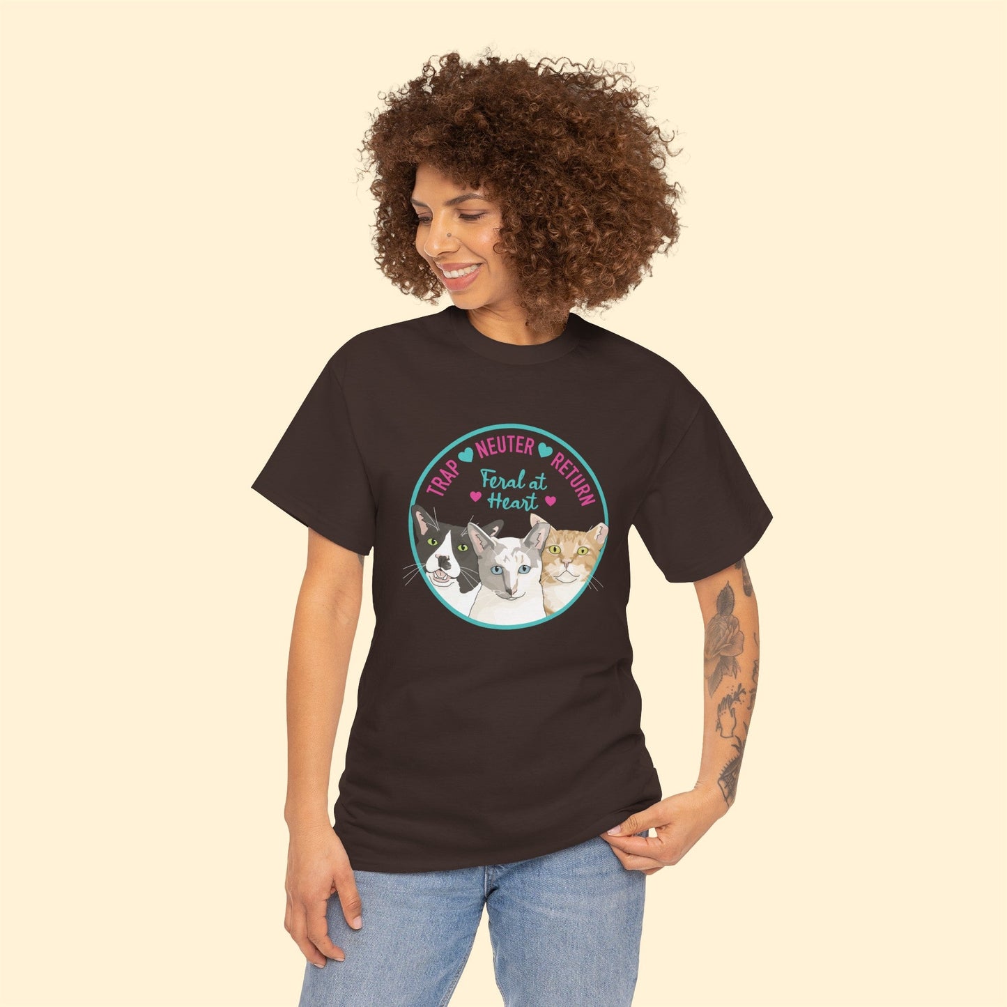 Circle of Kitties | FUNDRAISER for Feral At Heart | T-shirt - Detezi Designs-13114155915116199108