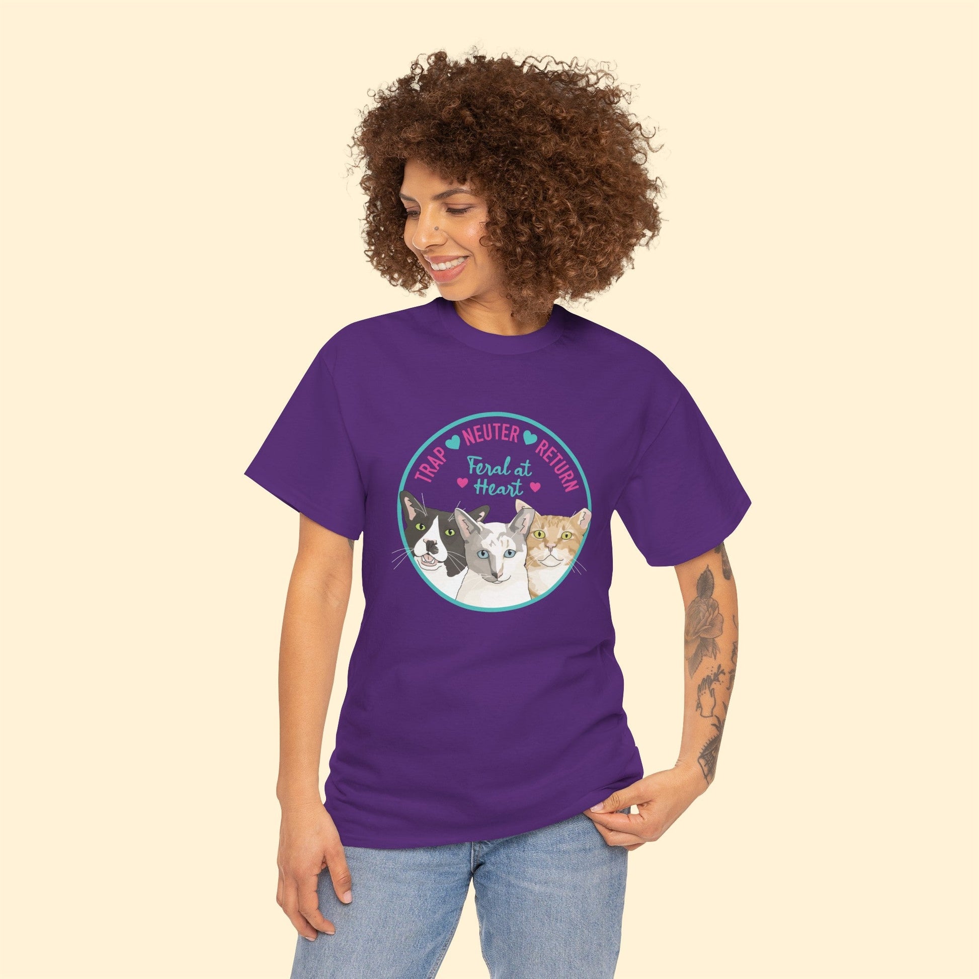 Circle of Kitties | FUNDRAISER for Feral At Heart | T-shirt - Detezi Designs-13114155915116199108