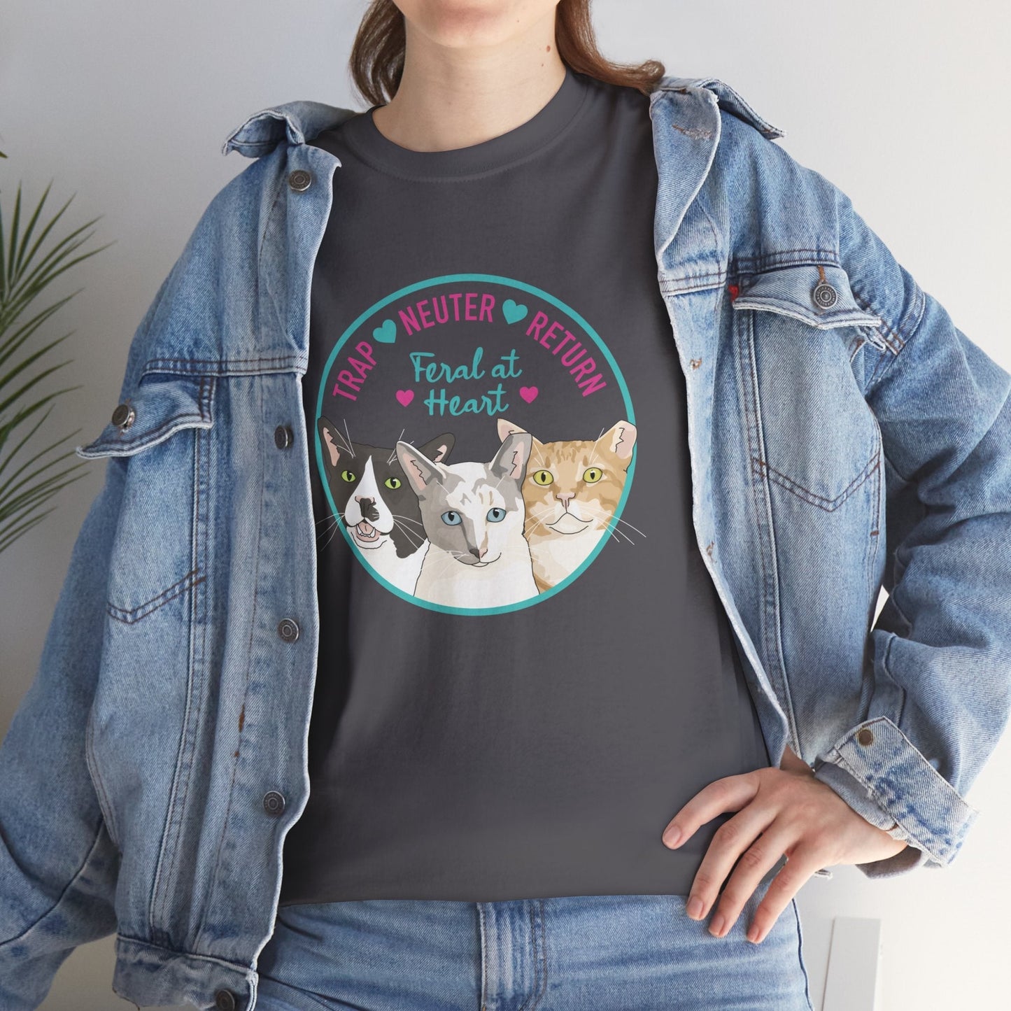 Circle of Kitties | FUNDRAISER for Feral At Heart | T-shirt - Detezi Designs-13114155915116199108