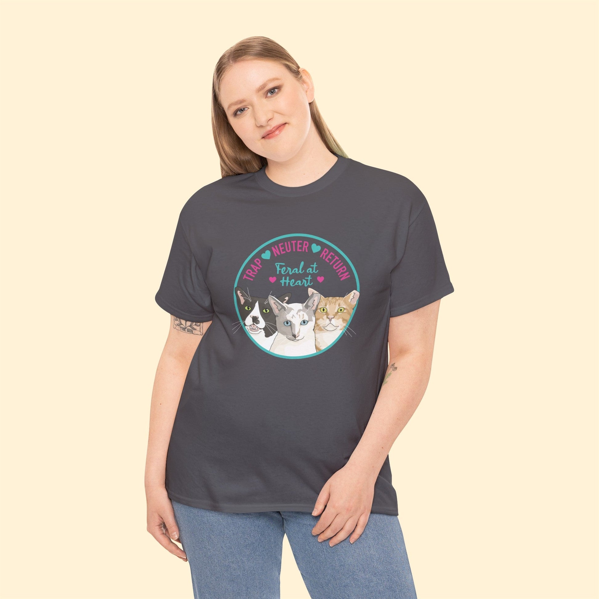 Circle of Kitties | FUNDRAISER for Feral At Heart | T-shirt - Detezi Designs-13114155915116199108