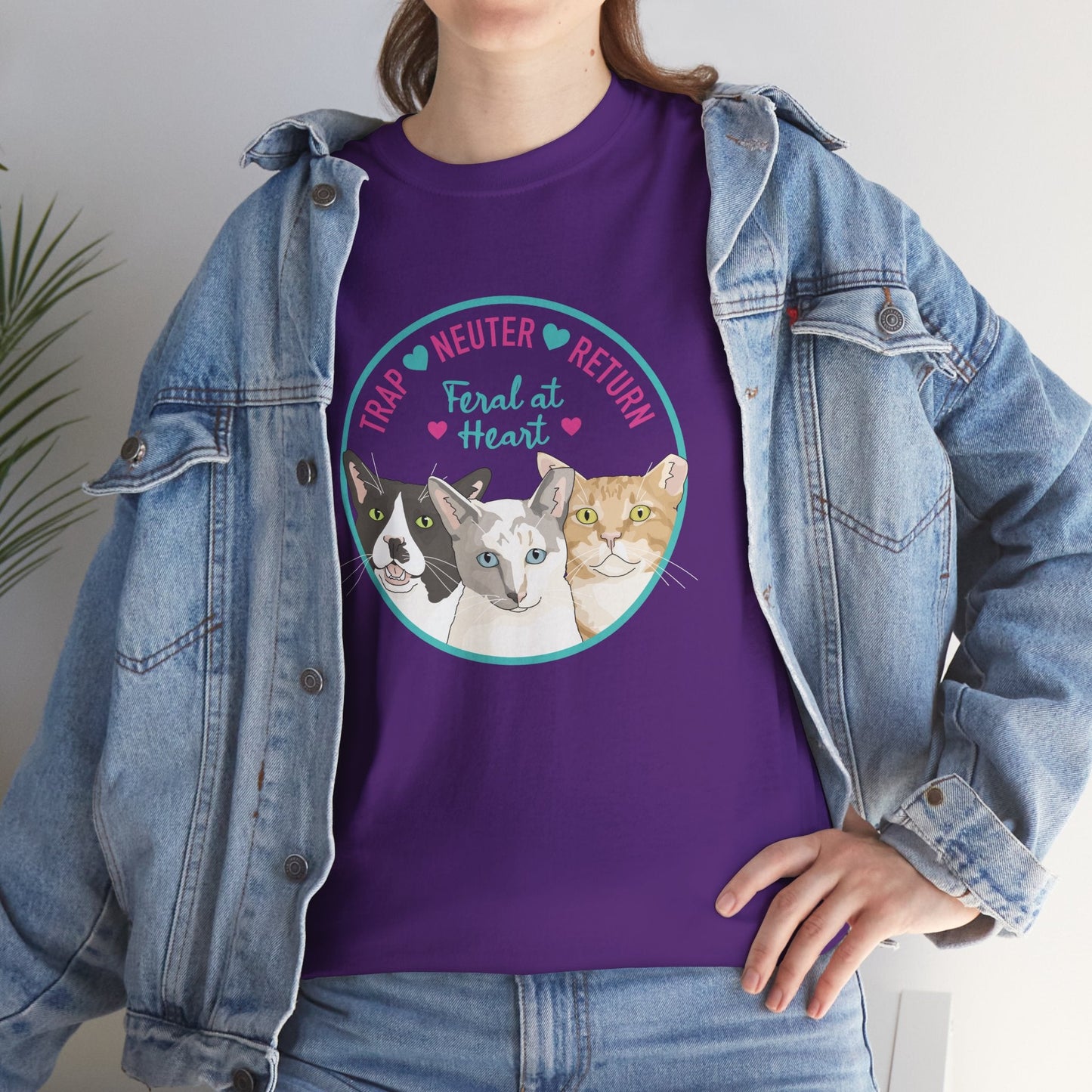 Circle of Kitties | FUNDRAISER for Feral At Heart | T-shirt - Detezi Designs - 24648936928673786055