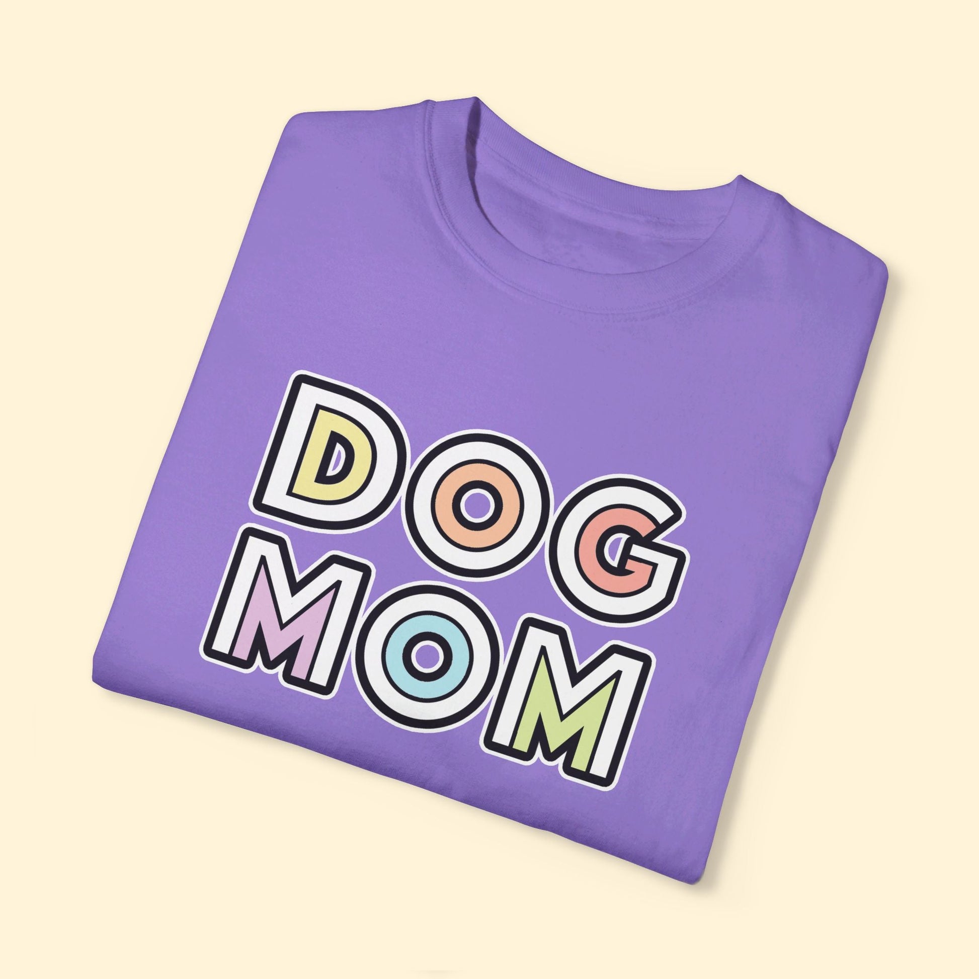 Dog Mom Retro | Comfort Colors Unisex T-shirt - Detezi Designs - 25058641223101109258