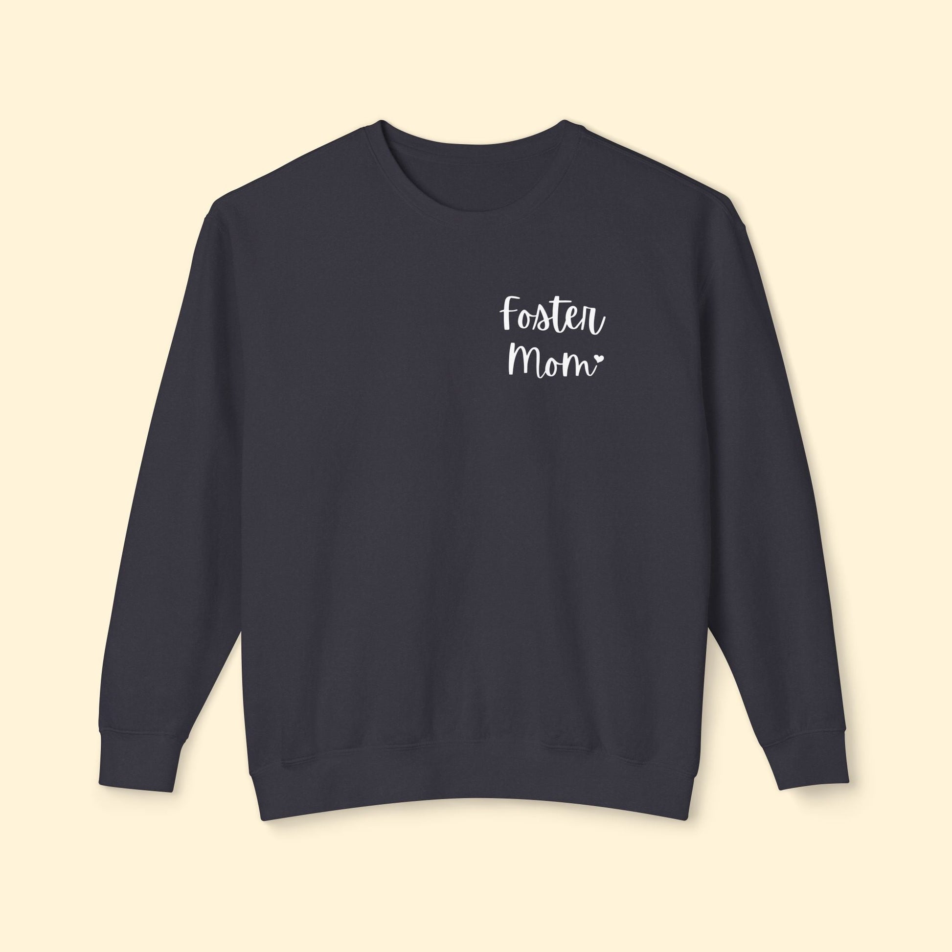 Foster Mom | Pocket Print | Lightweight Comfort Colors Crewneck Sweatshirt - Detezi Designs - 15154931955346571571