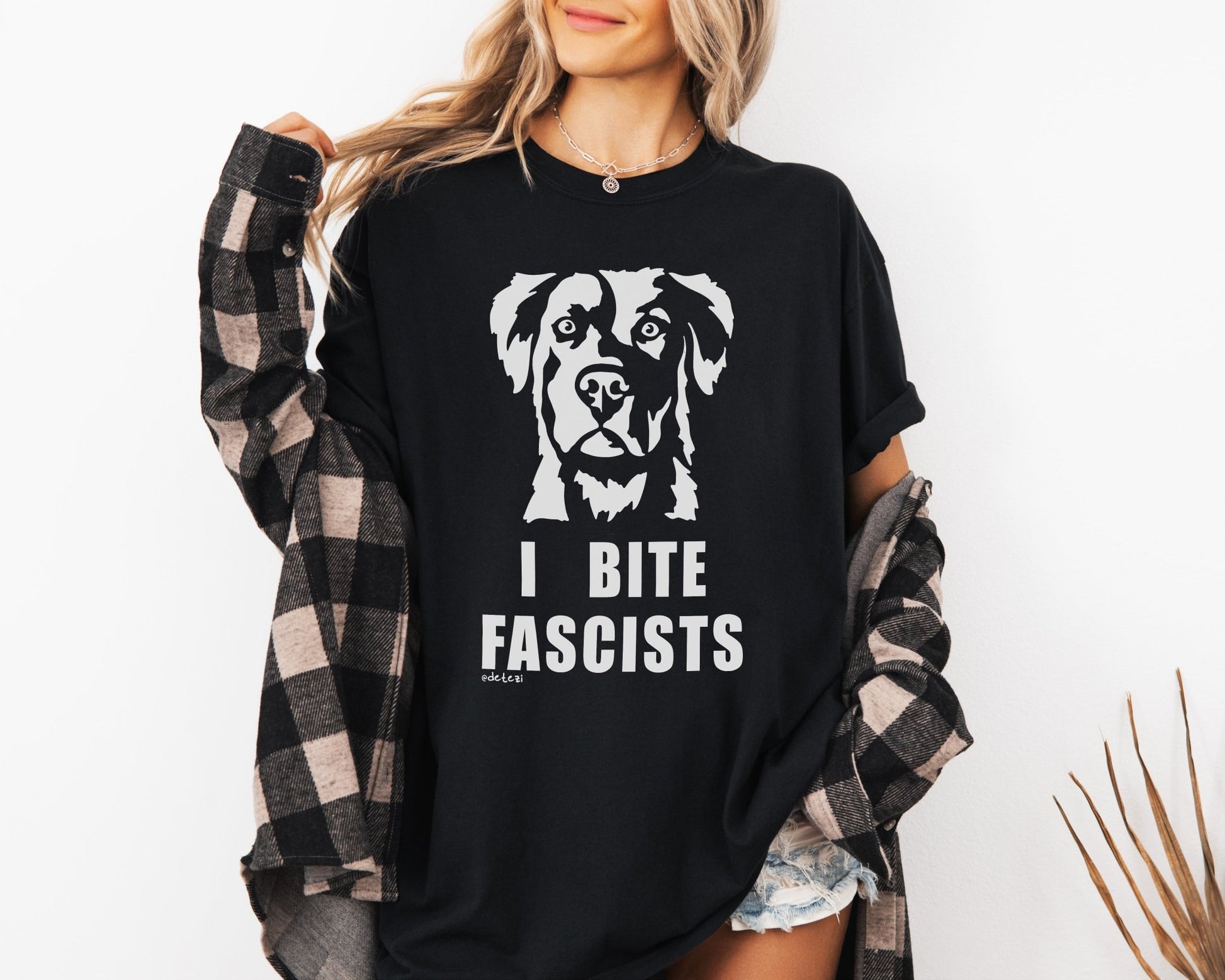 I Bite Fascists | Unisex Crewneck T-shirt - Detezi Designs - 20824236079401617340