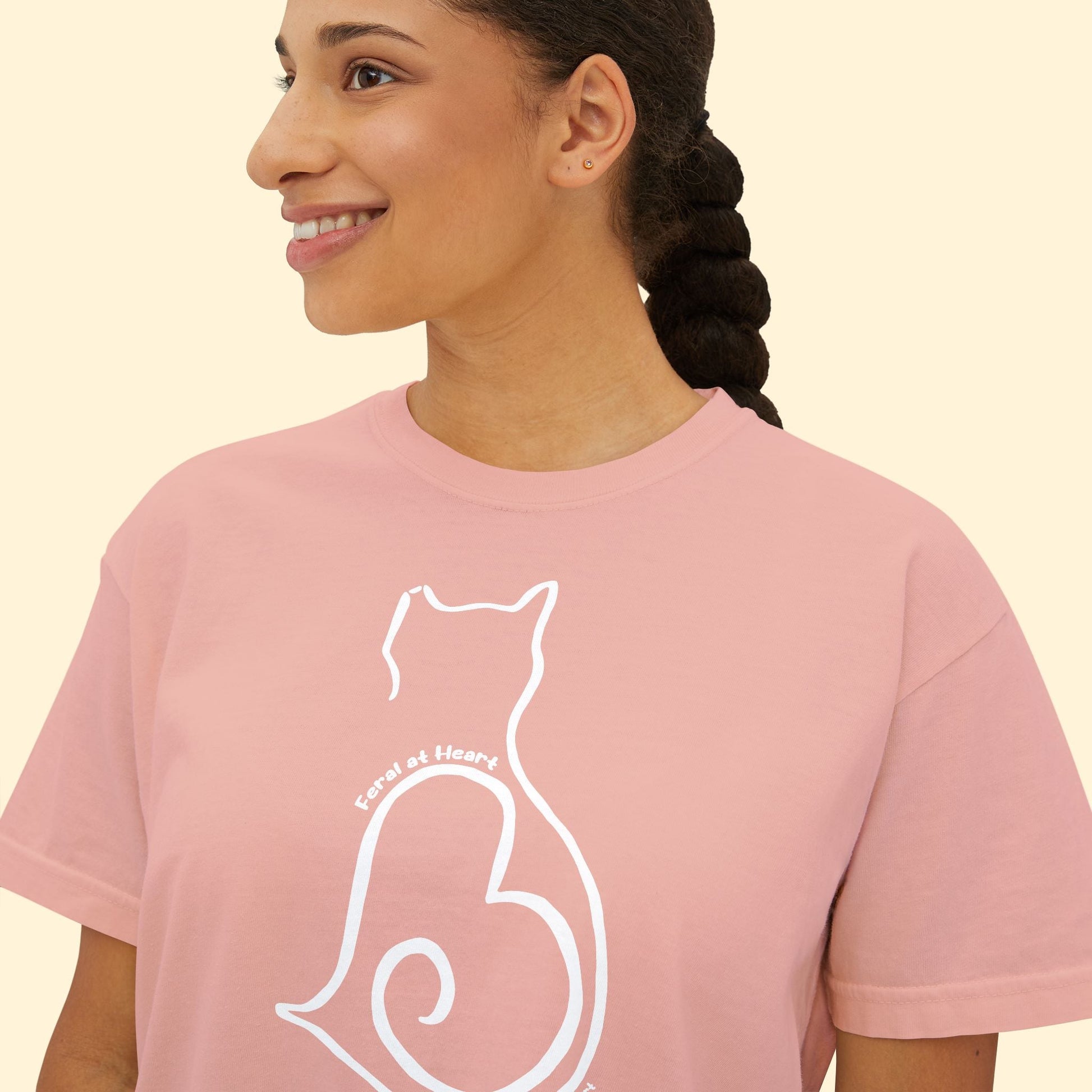 Silhouette | FUNDRAISER for Feral At Heart | Comfort Colors Boxy Tee - Detezi Designs - 18787030695920345410