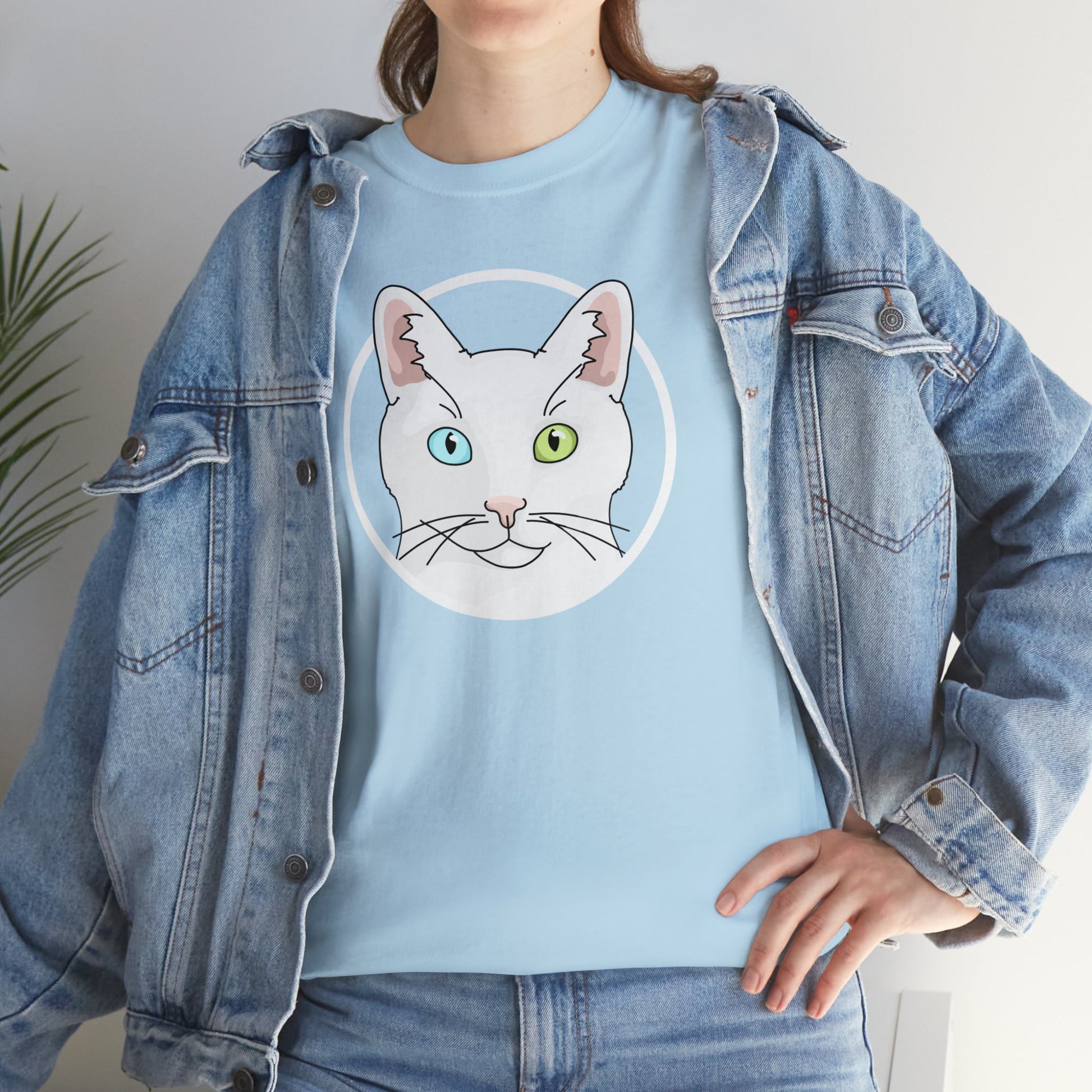 White DSH Cat Circle | T-shirt - Detezi Designs-17314581046589838191